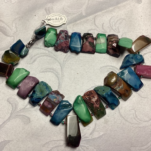 Iris & Lily Genuine Stone Necklace - Picture 1 of 13